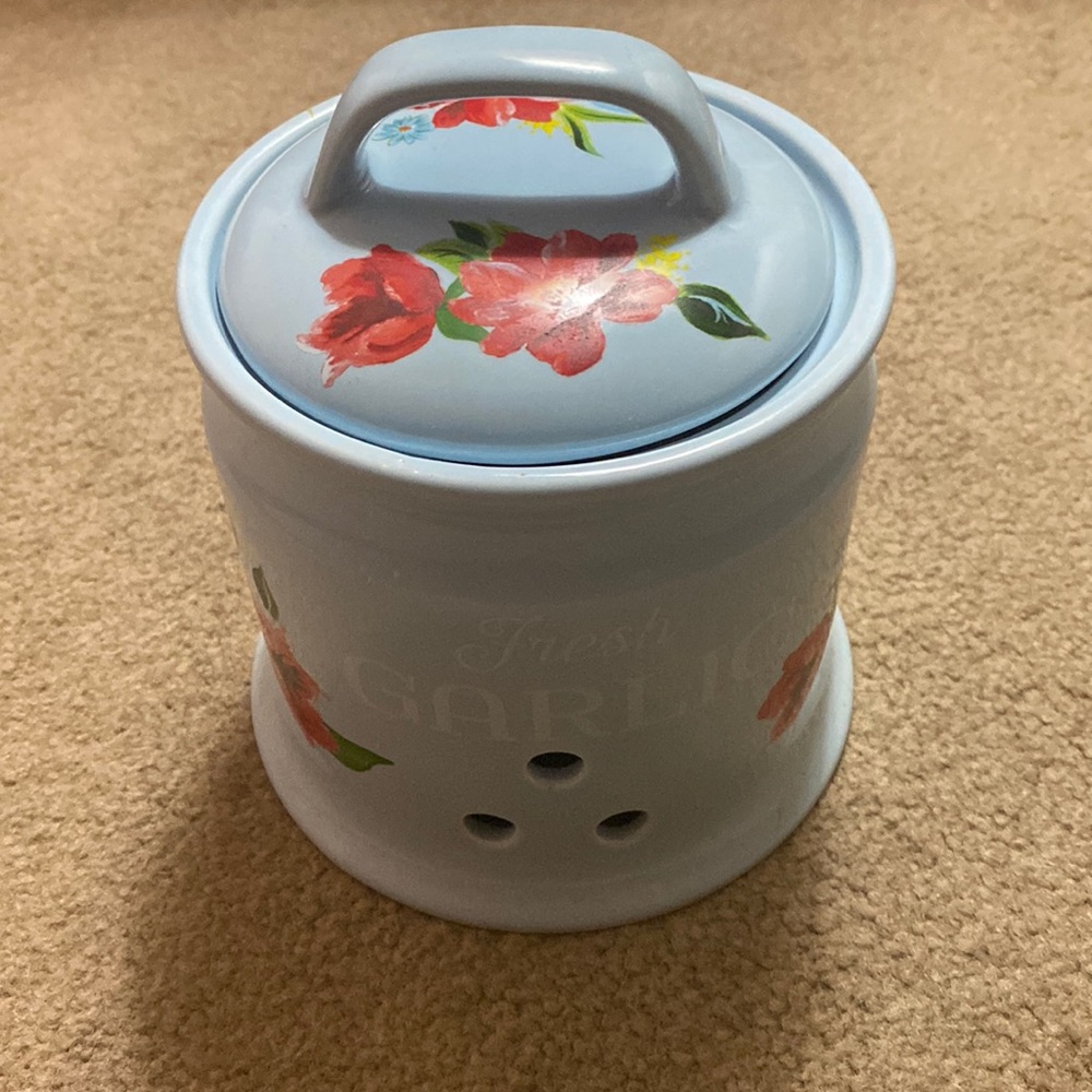 Garlic Keeper Spring Bouquet Pioneer Woman